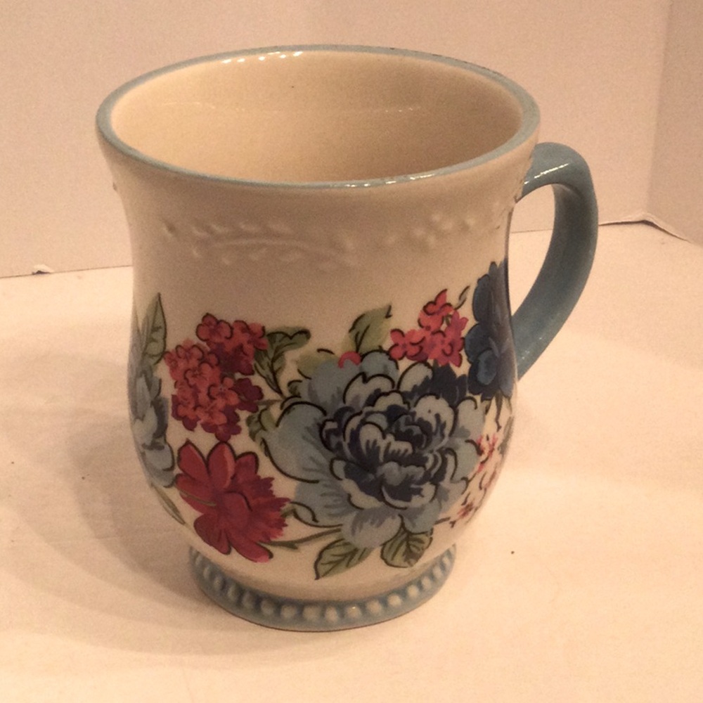 NWT Pioneer Woman Classic Charm floral mug